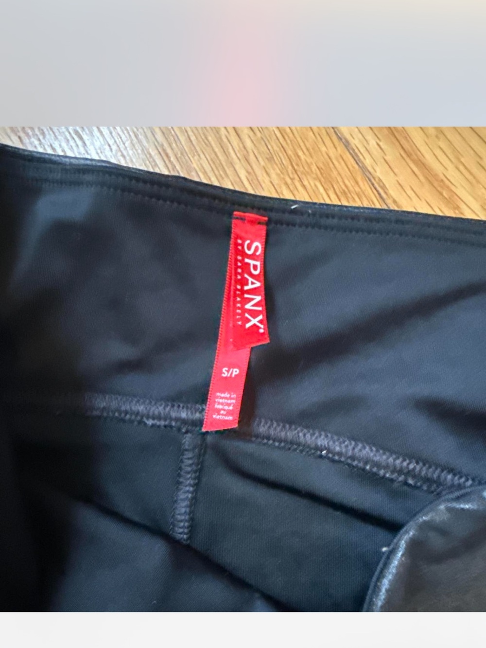 Spanxs Leggings - Picture 2 of 2